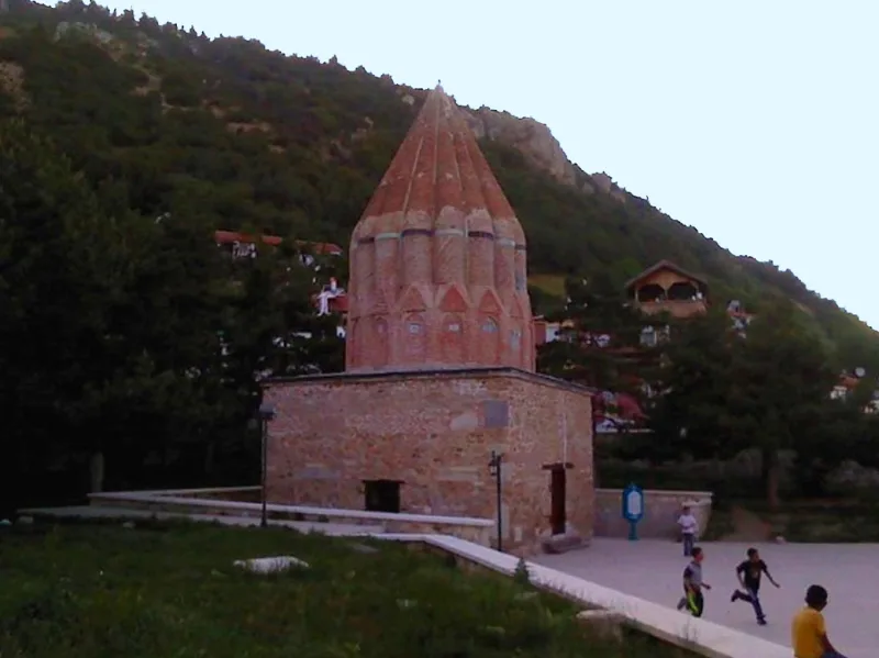 Das Türbe von Seyyid Mahmud Hayrani in Akşehir – ein Sufi aus dem 13. Jahrhundert